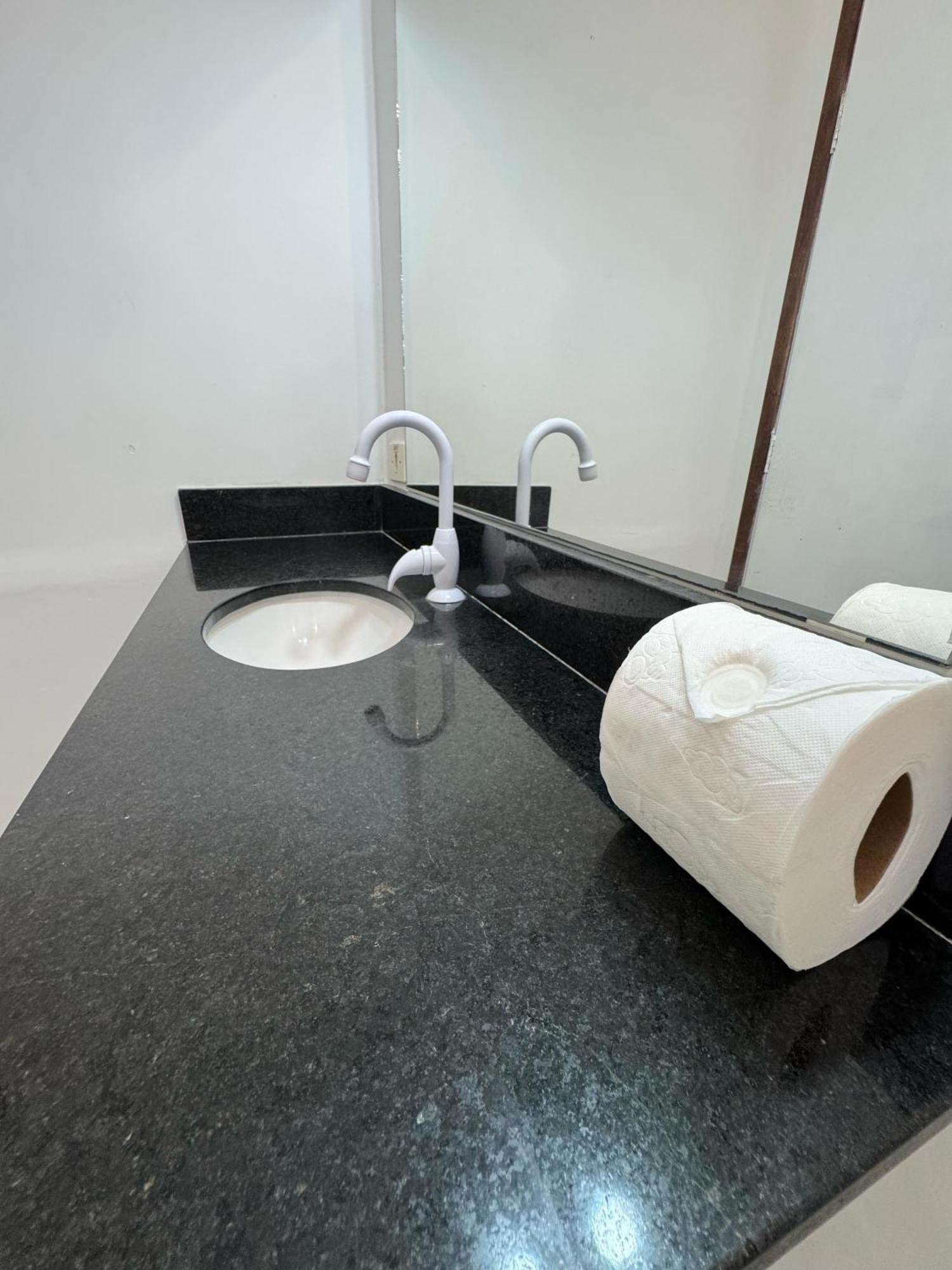 Pousada Casa Guntzel Juquehy - Piscina E Ar Condicionado ジュケイ 部屋 写真