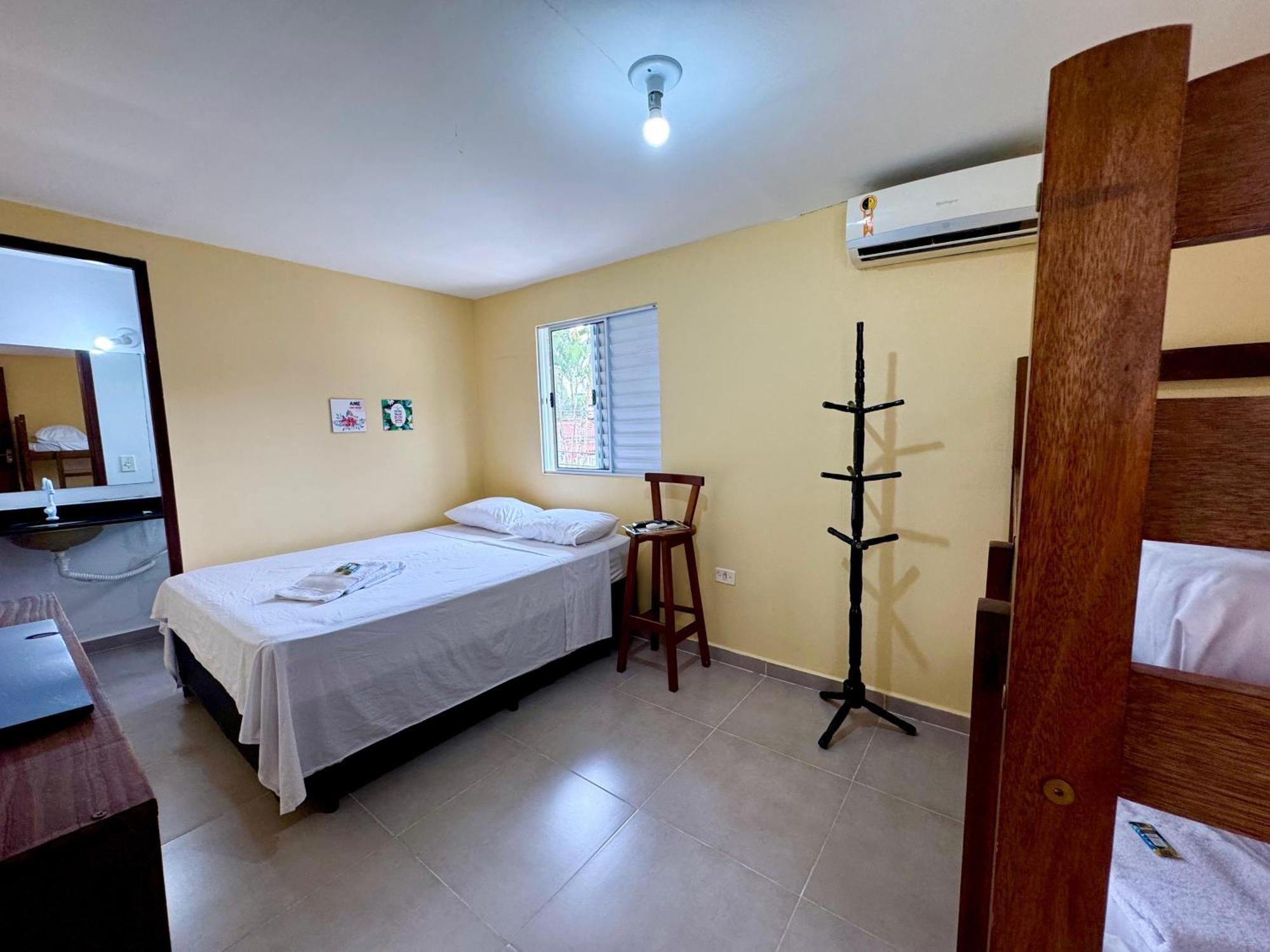 Pousada Casa Guntzel Juquehy - Piscina E Ar Condicionado ジュケイ 部屋 写真